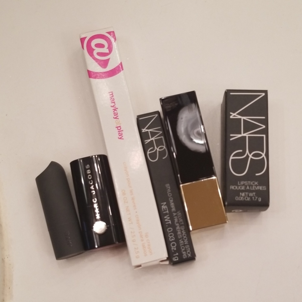 Makeup lipstick and shadow sticks